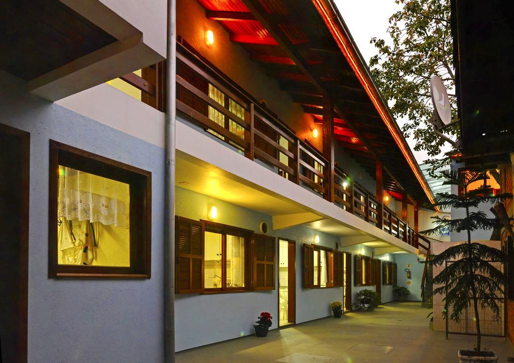 Morada Do Sol Apart Hotel Гаропаба Стая снимка