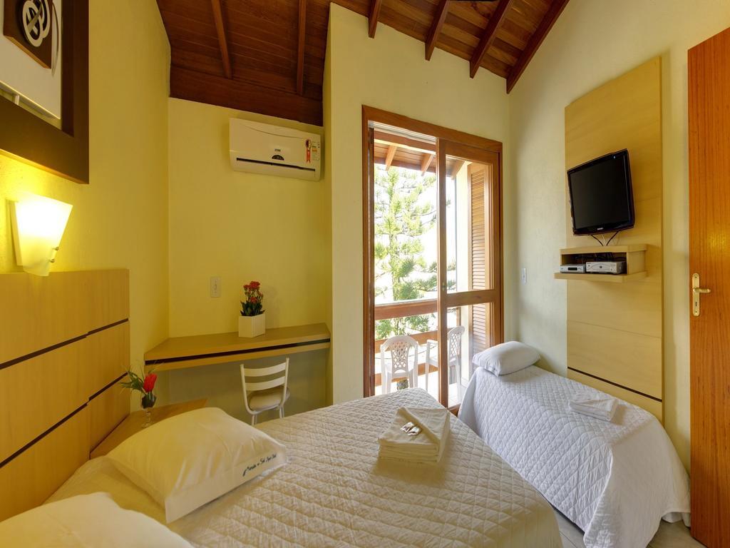 Morada Do Sol Apart Hotel Гаропаба Екстериор снимка