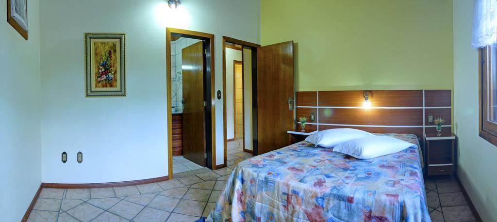 Morada Do Sol Apart Hotel Гаропаба Екстериор снимка