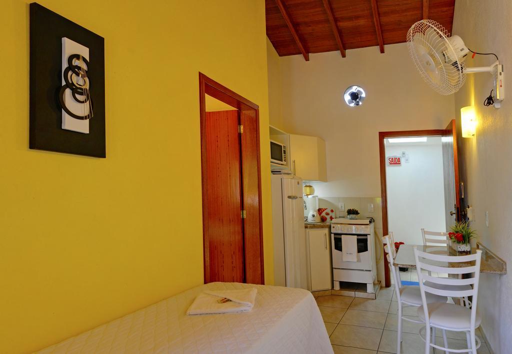 Morada Do Sol Apart Hotel Гаропаба Екстериор снимка
