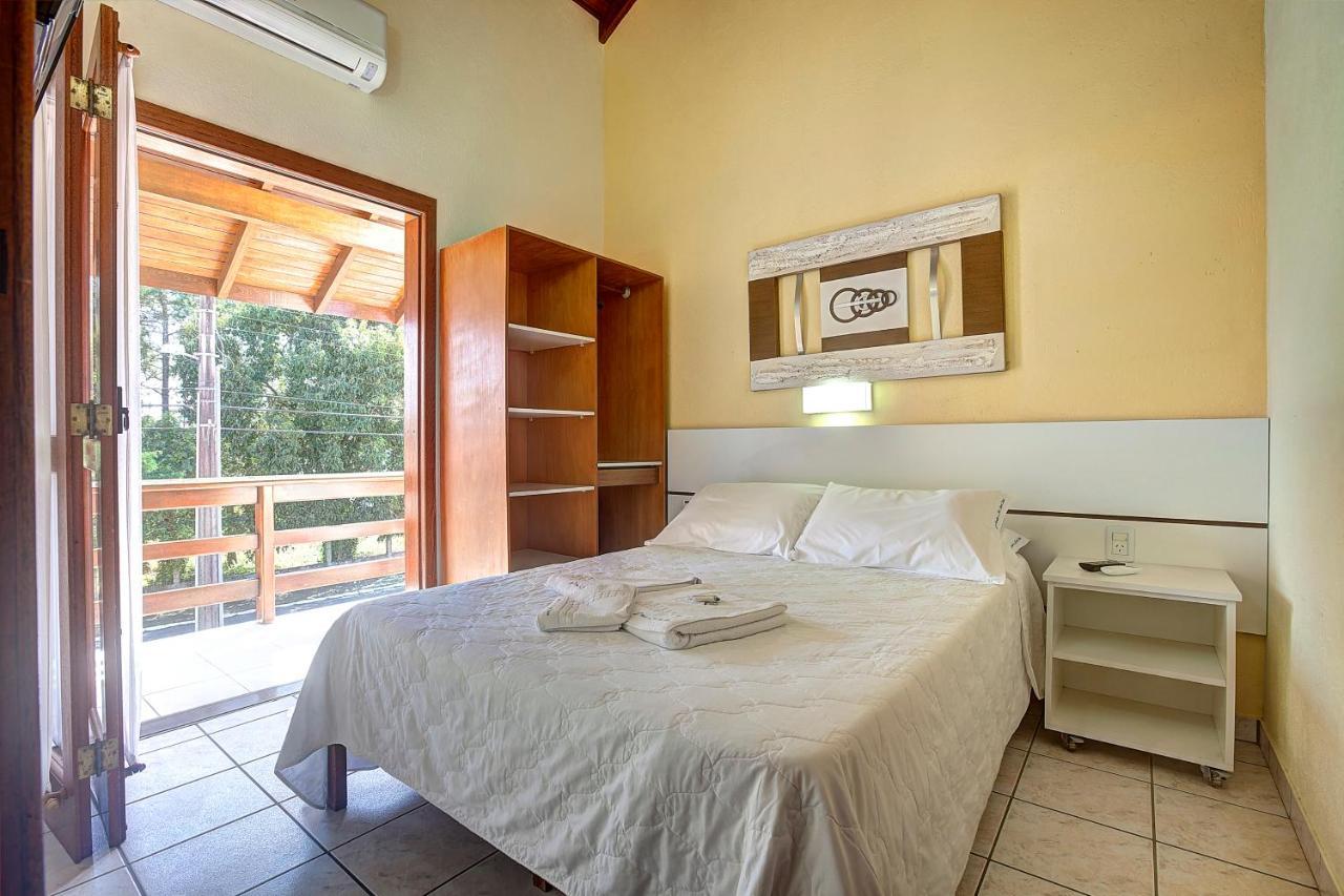 Morada Do Sol Apart Hotel Гаропаба Екстериор снимка
