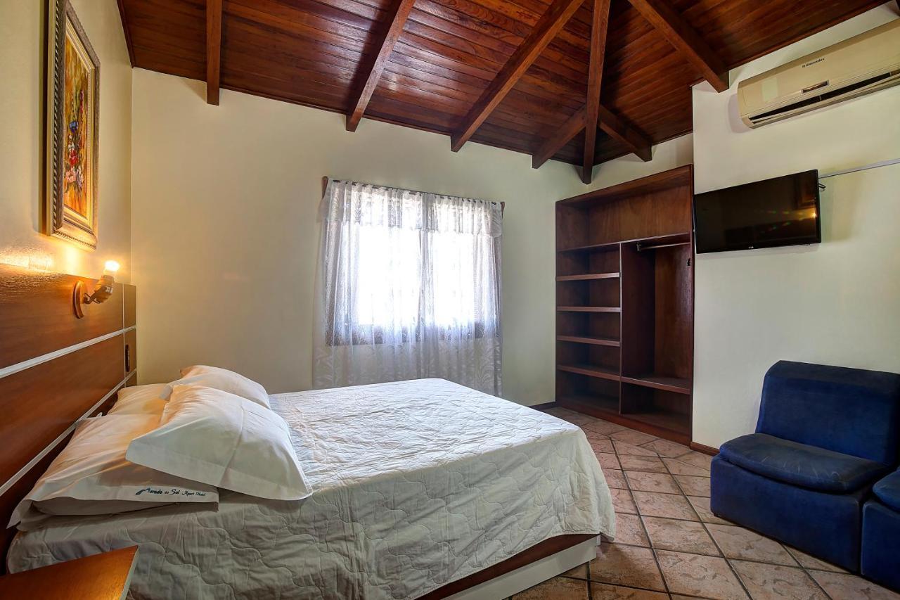 Morada Do Sol Apart Hotel Гаропаба Екстериор снимка
